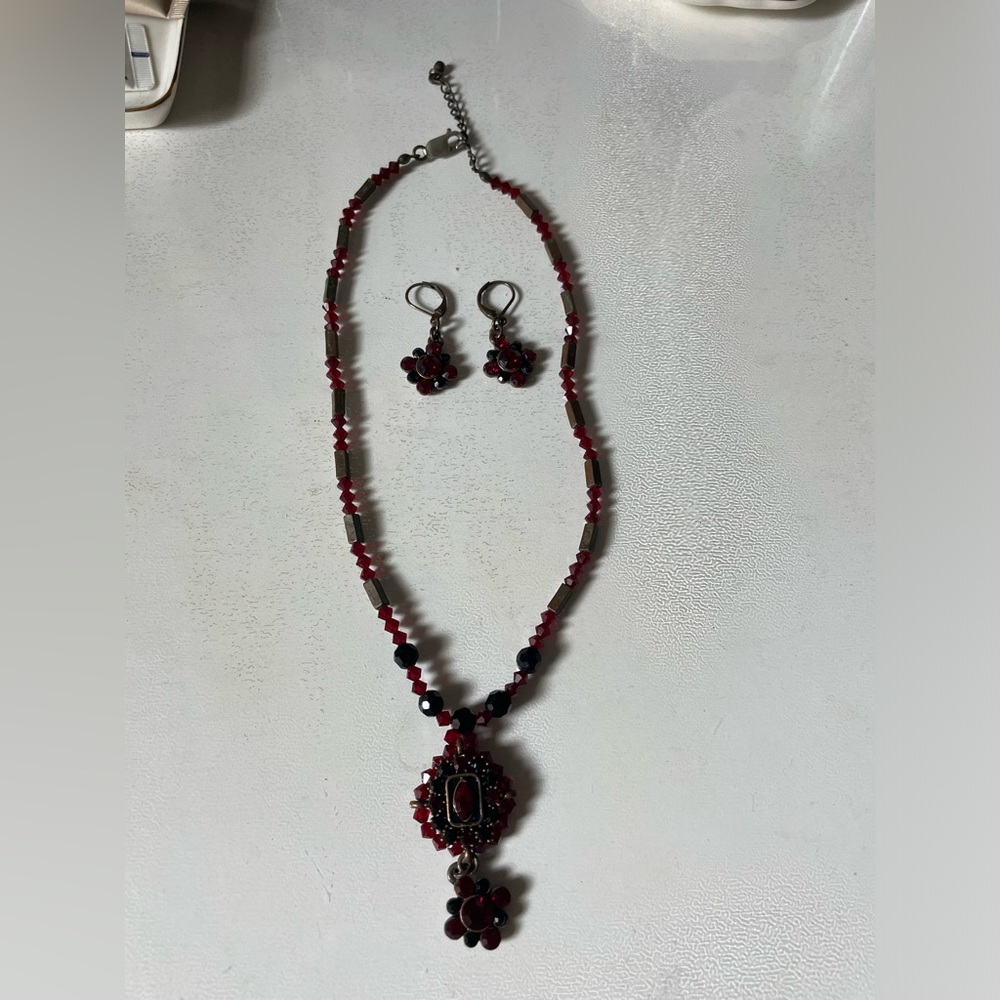 Red and Black Crystal necklace and earrings set (2004)